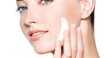 طرق طبية وخلطات طبيعية سريعة لعلاج حب الشباب