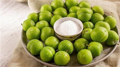 إليك في فصل الربيع فوائد الجانرك أو الخوخ الأخضر